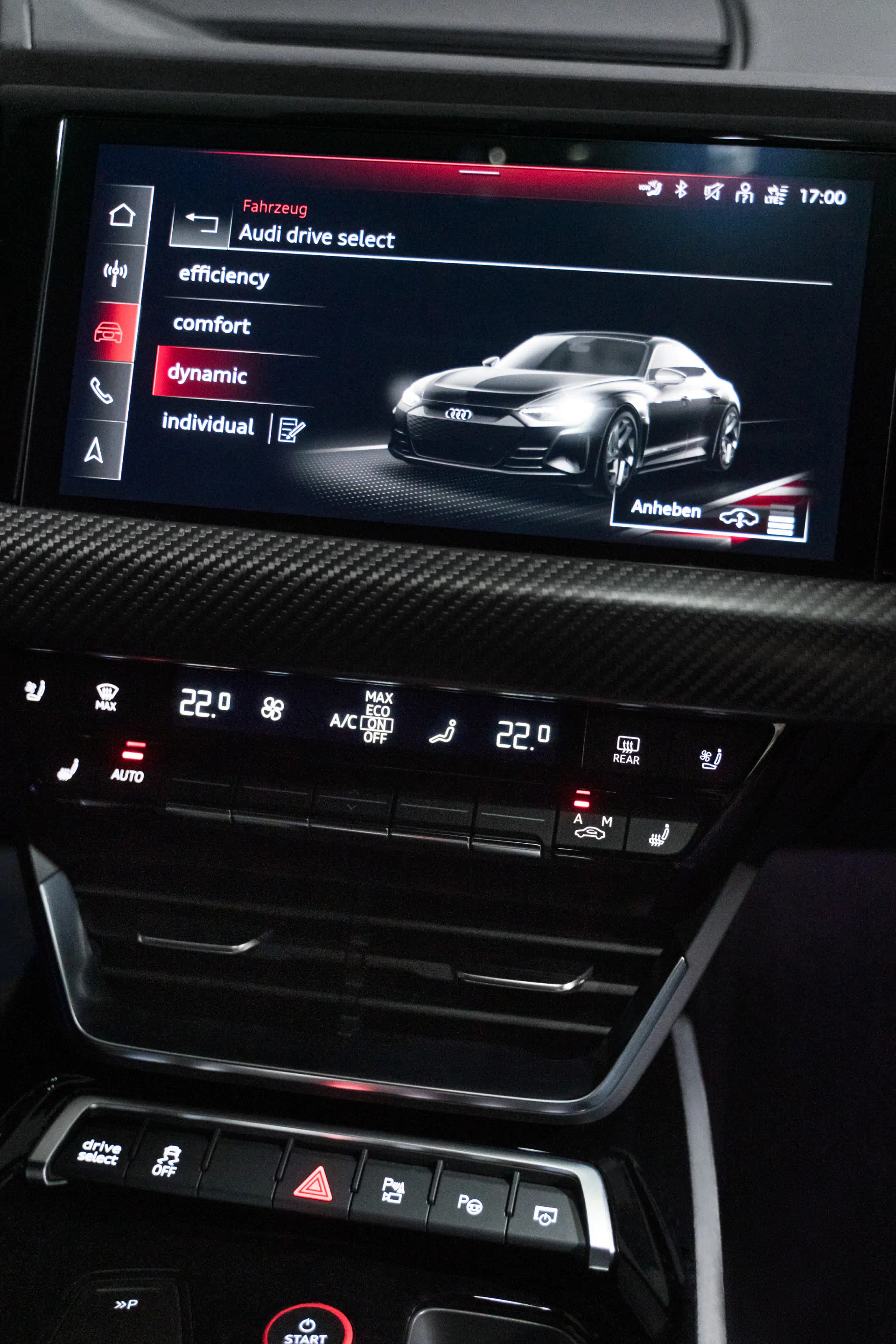 The Audi drive select displayed on the MMI screen.